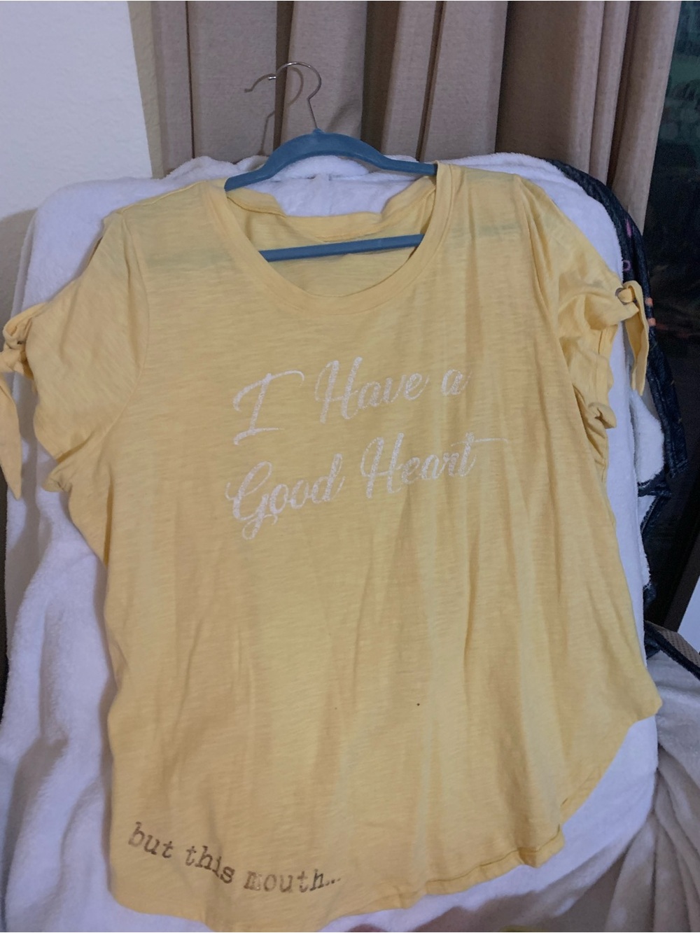 Maurices Pale Yellow Short Sleeve Tee with Knot Sleeves